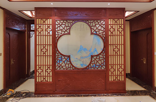 衡山会所室内装修中式仿古实木屏风隔断展示