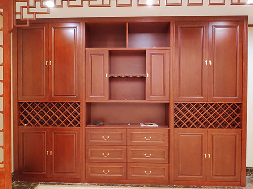 衡山中式家居装修之中式酒柜装修效果图